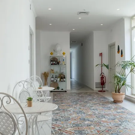 Pensión Il Casale Normanno 4*